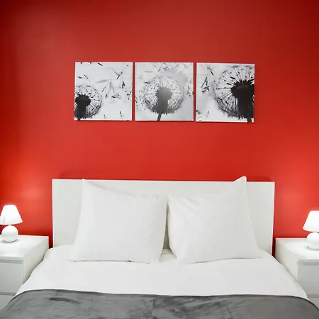 Pure Apartment *